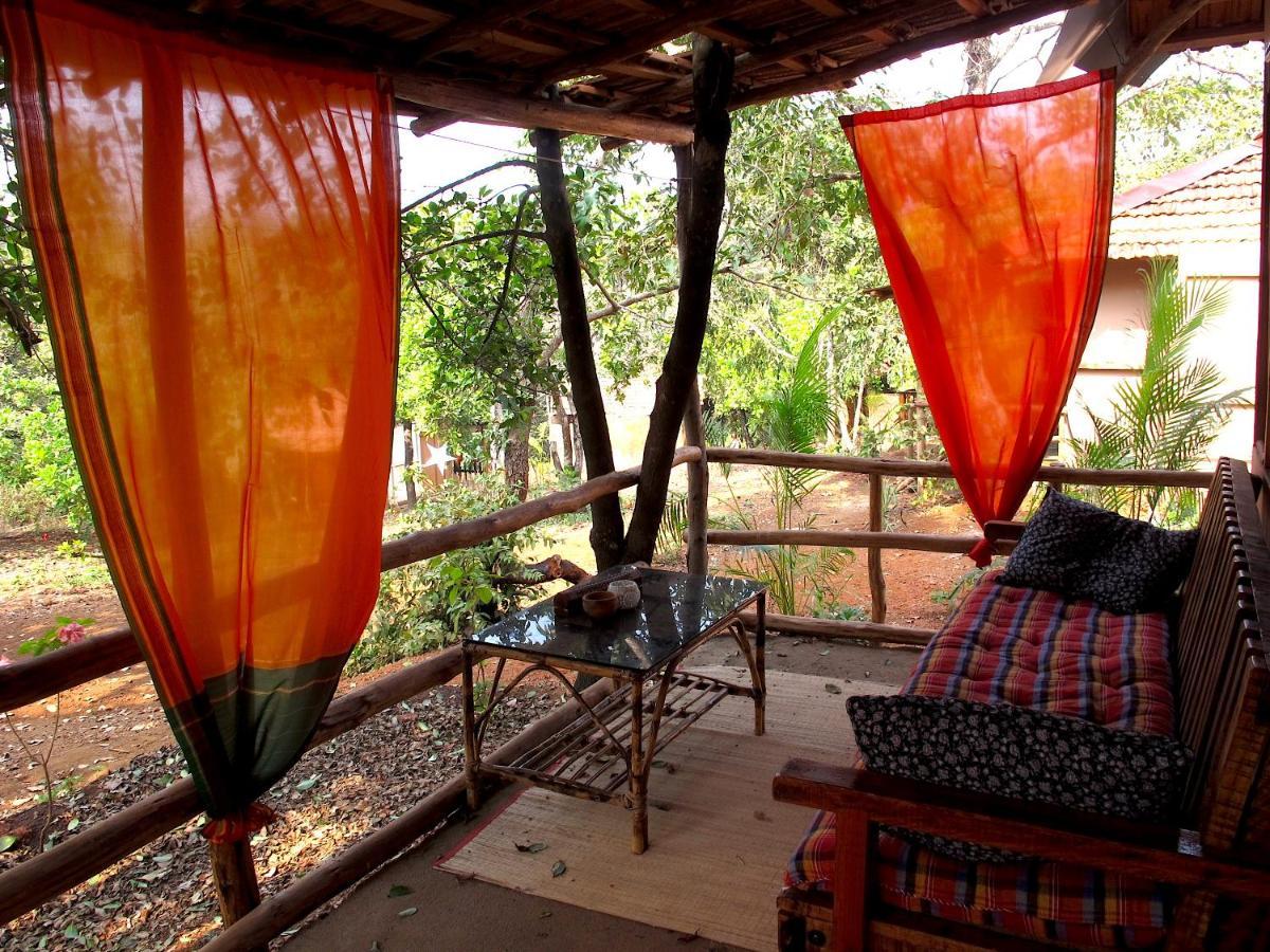 Galaxy Jungle Huts Hotel Agonda Exterior photo